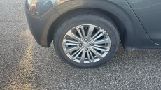 Peugeot 208 1.2 PureTech 82 Allure 5dr Petrol Hatchback